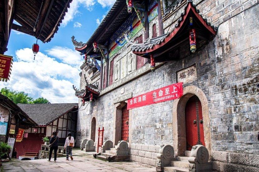 李理谦道长：易学风水之什么是风水对冲？家居风水中常见的对冲格局
